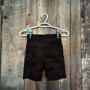 Lululemon 6’ Align Pocket Shorts